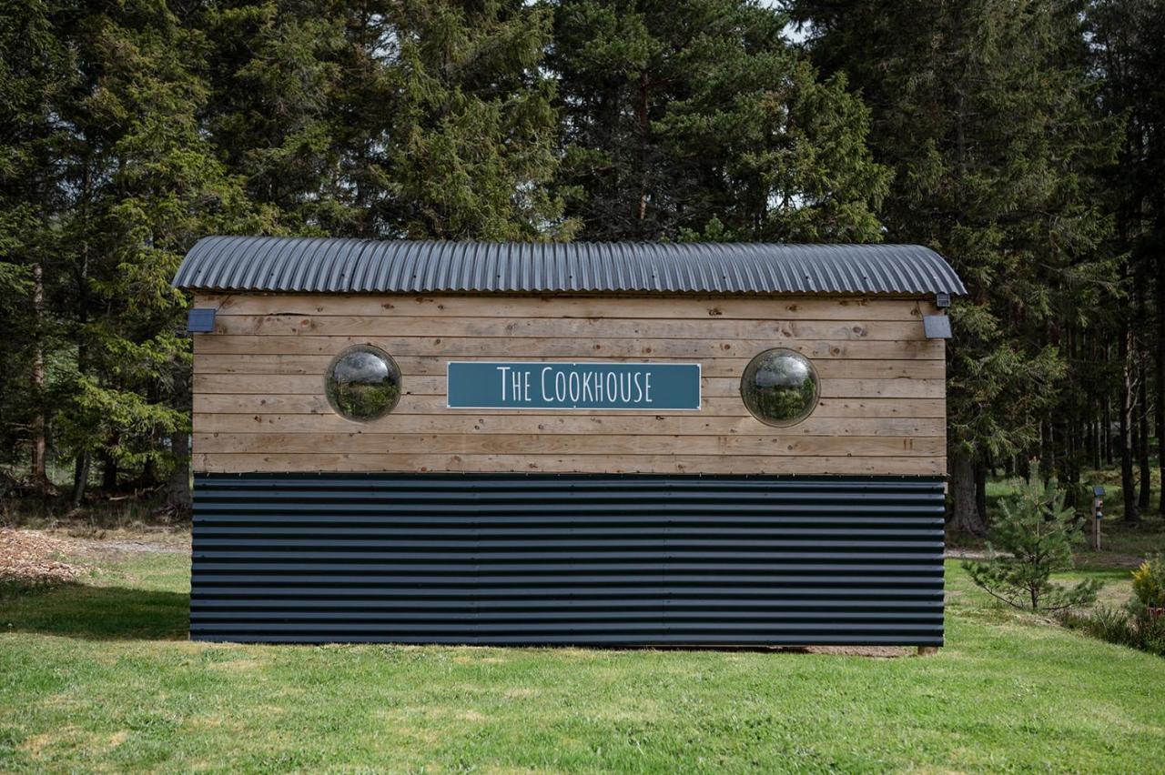 Highland Shepherd Huts 네시브리지 외부 사진